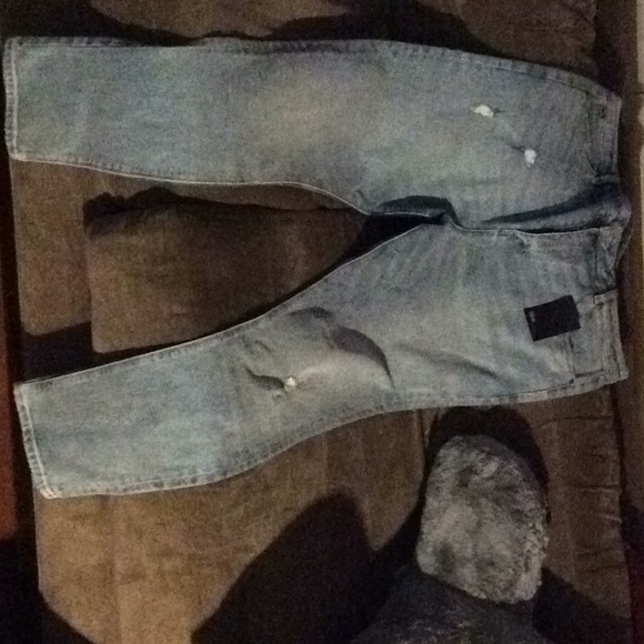 Jeans - Picture 2 of 3